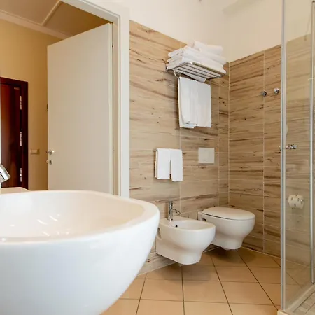 Otel Lungomare 3*